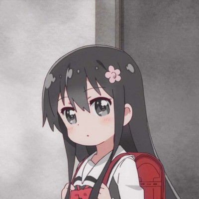 退货女孩演出当天曾说礼服有问题